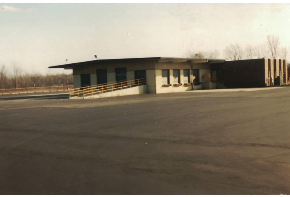 Kamps new facility in 1993 Lansing Michigan