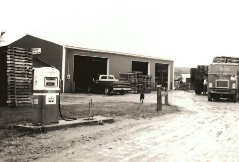 The first building Kamps Pallets opened in 1979 in Jenison, Michigan.